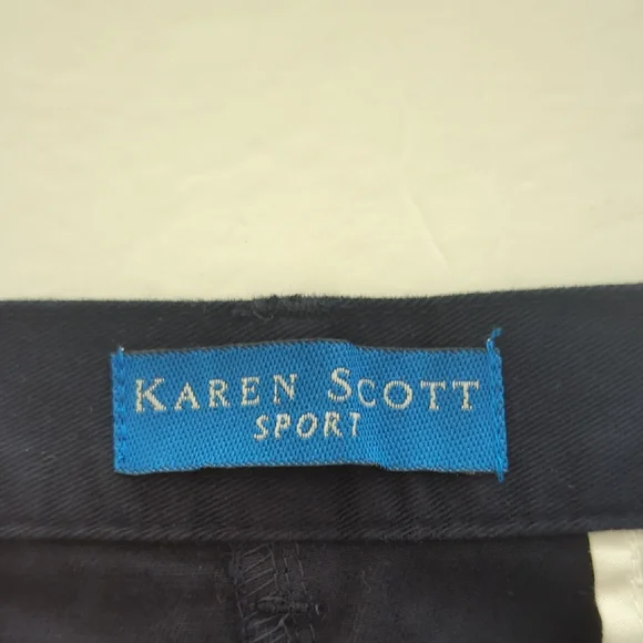 NWT Karen Scott Sport High-Waisted Stretch Belted Shorts 18 Navy Blue Pockets - Picture 2 of 16